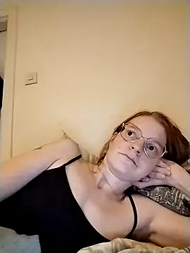 jannis1992 Adlı Modelin Canlı XXX Sohbeti