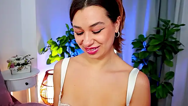 XXX chat uživo modela divetagrace