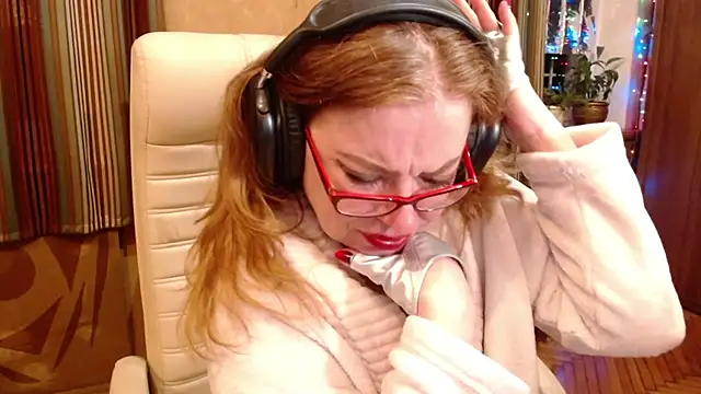 XXX chat uživo modela Miss_Tress