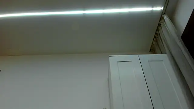 Anyssia: απευθείας συνομιλία ΧΧΧ