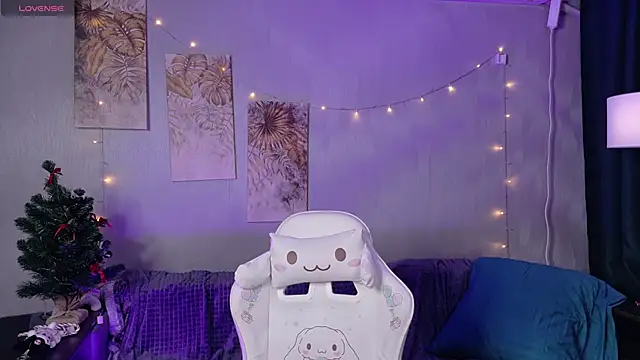 KikiMoor live XXX chat