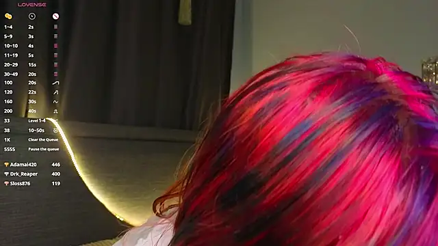 KandraCruser live XXX chat