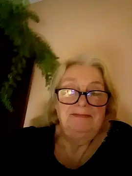 AmyLove353 webcam show