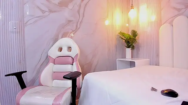 CHLOE_BLOWJOB: απευθείας συνομιλία ΧΧΧ