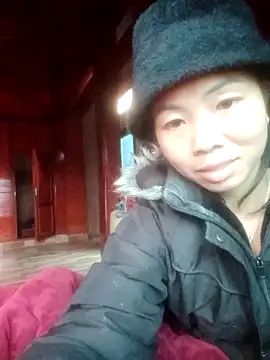 Amiluli live XXX chat