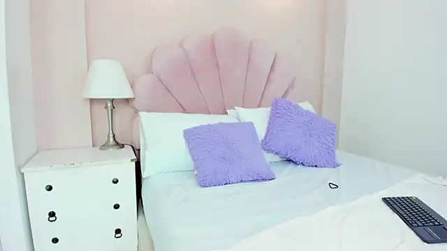 xXxSamantha__ live XXX chat