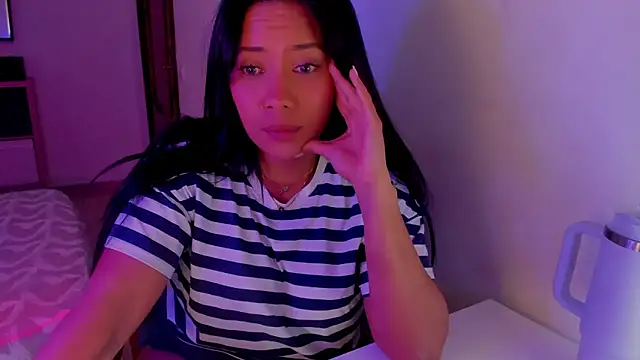 XXX chat uživo modela NicolePasqualott