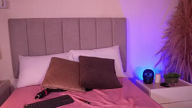 curvyliciousssのライブXXXチャット