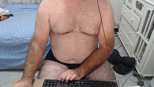 Онлайн чат XXX MysterBearMG