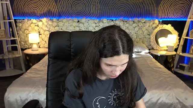 BabyFlowerr: απευθείας συνομιλία ΧΧΧ