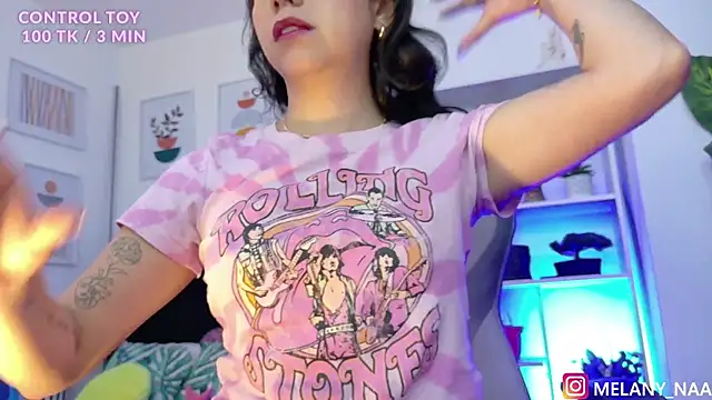 melany_naa: απευθείας συνομιλία ΧΧΧ