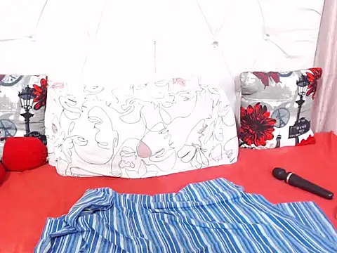 ChubbyMidgetx's Live XXX Chat