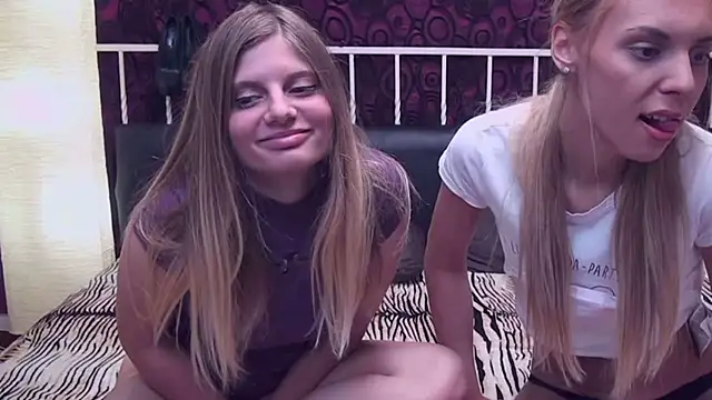 Czat XXX na żywo – BlondeWitches