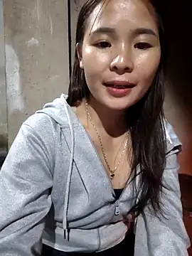 Samdangg élő XXX-chatje