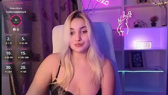 adrelaxina's Live XXX Chat