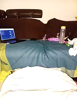 The-Peach-Flexer's Live XXX Chat