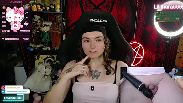 Lilithara666's Webcam Show