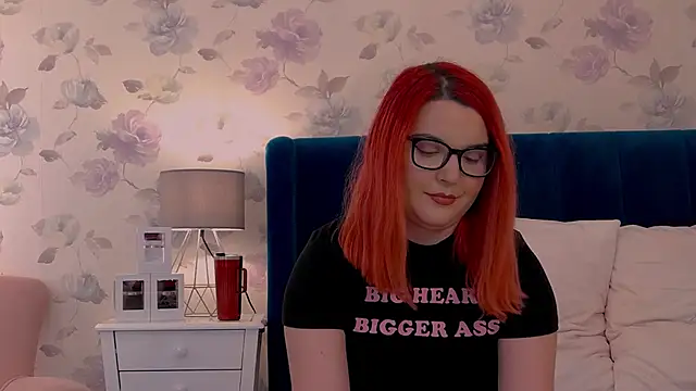 دردشة KailyKay الجنسية المباشرة