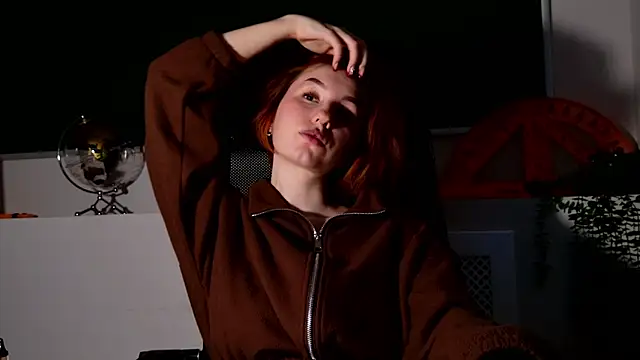 ClaireMathis élő XXX-chatje