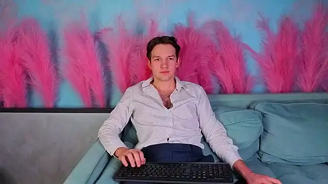 JamesRawwn Webbikameraesitys