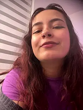 AnneRosse Adlı Modelin Canlı XXX Sohbeti