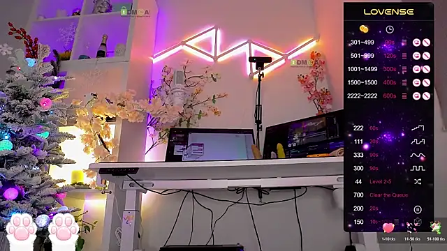 Elena-Marilyn's Live XXX Chat