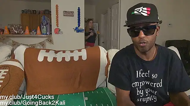 boomboomr00m's Live XXX Chat