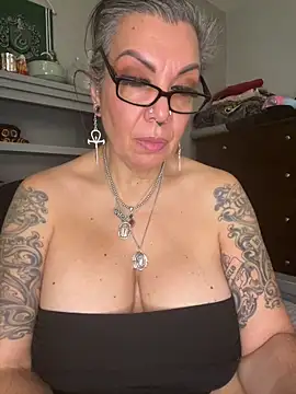 dieseldame1313 Live XXX-Chat