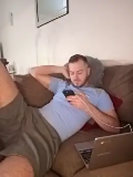 cheekycherryx's Live XXX Chat