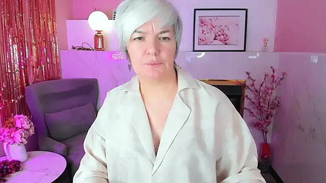 CarmenSoft Adlı Modelin Canlı XXX Sohbeti