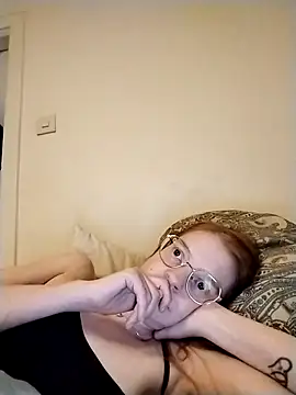 jannis1992 Adlı Modelin Canlı XXX Sohbeti