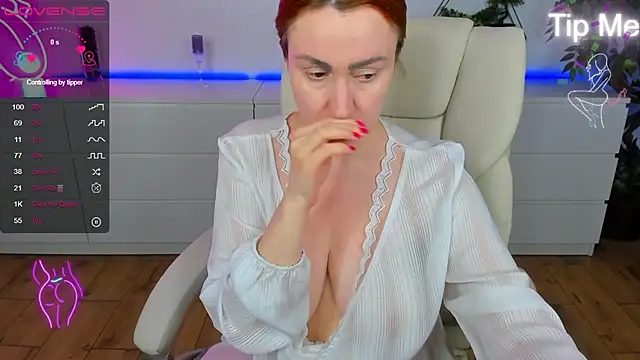 แชท XXX สดของ Kamilla_Hot