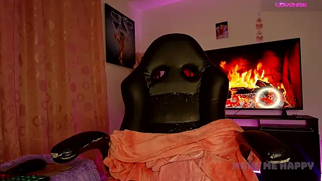 TiffanyBela élő XXX-chatje