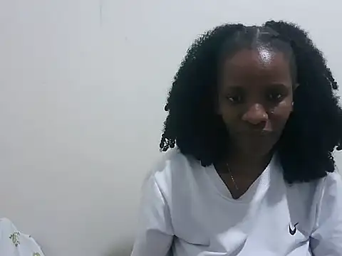 prettybeee – webcam-show