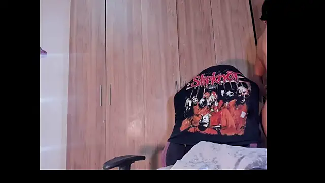 bad_girl_xxx – Naživo XXX chat