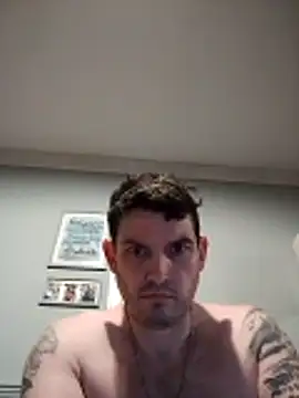 Hixxy_1025: απευθείας συνομιλία ΧΧΧ