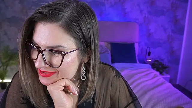 Chat XXX Live KiraRoxx