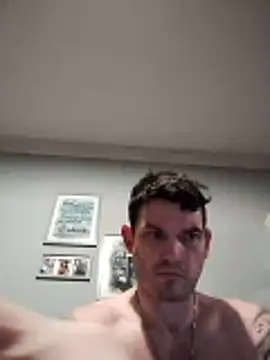 Chatroom XXX en direct de Hixxy_1025