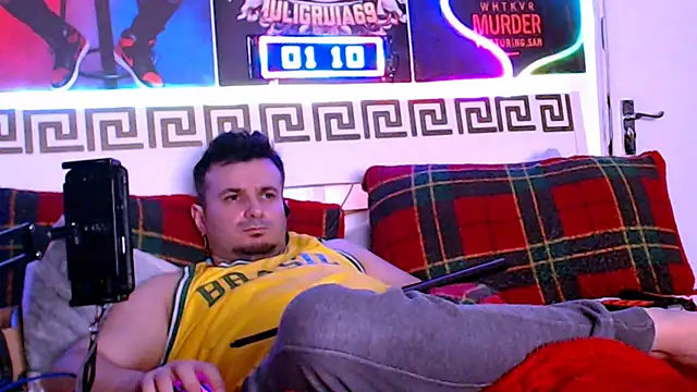 FuckToyBoy69: απευθείας συνομιλία ΧΧΧ