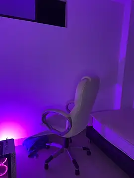 nyna_1 élő XXX-chatje