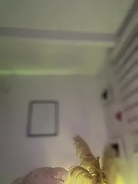 Zarahs_Blare1 élő XXX-chatje