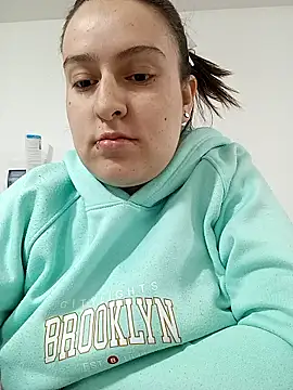 Ary-'s Live XXX Chat