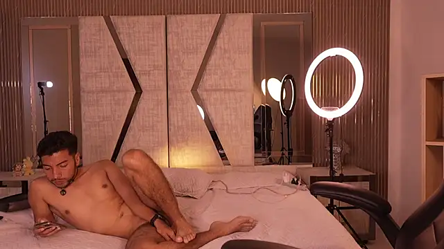 LiamDeep: онлайн-секс-чат