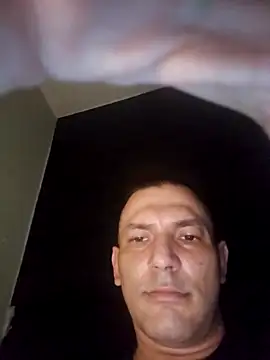 Chatroom XXX en direct de Markossx