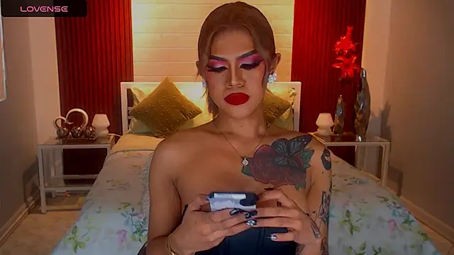 StellaStrong30のライブXXXチャット