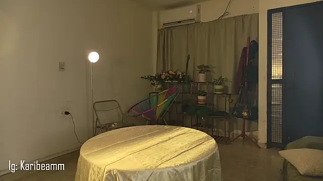 Karibeam live XXX chat