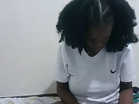 prettybeee's Webcam Show