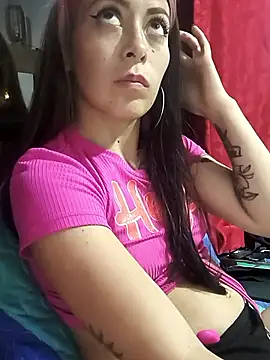 Tefannyy_ লাইভ XXX চ্যাট