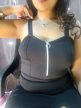 XXX chat uživo modela skylarmaexo_love