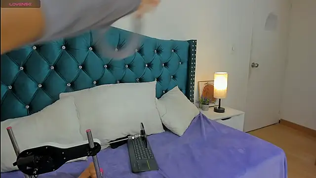 Valery_jame élő XXX-chatje